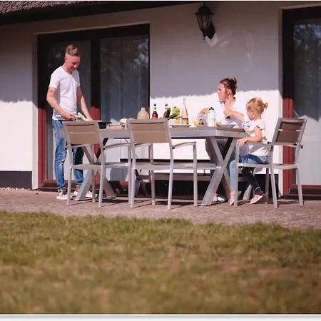 Der Valk, Linstow * Dobbin-Linstow